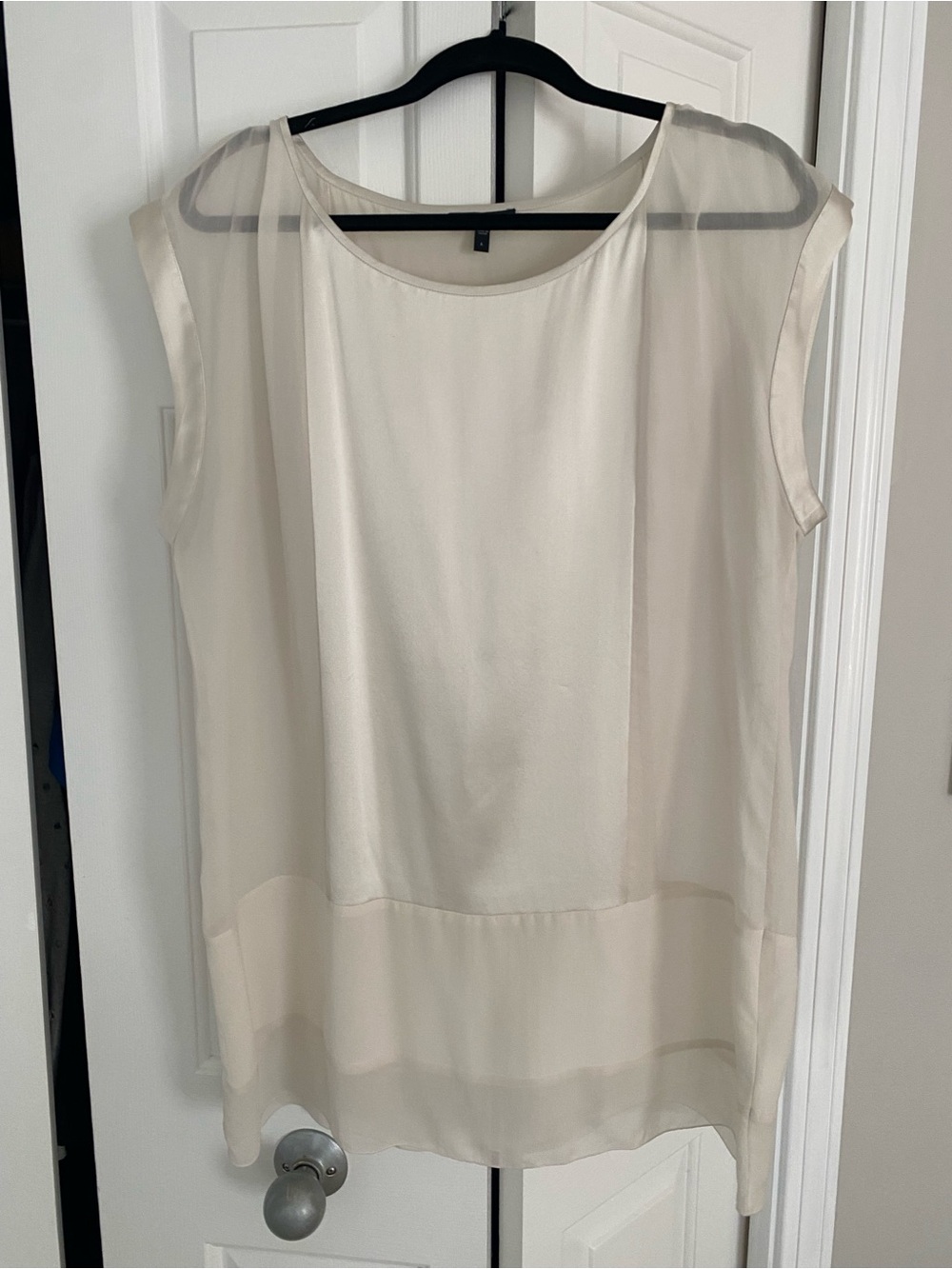 Eileen Fisher Cream Sheer Overlay Sleeveless Blouse - Picture 4 of 6